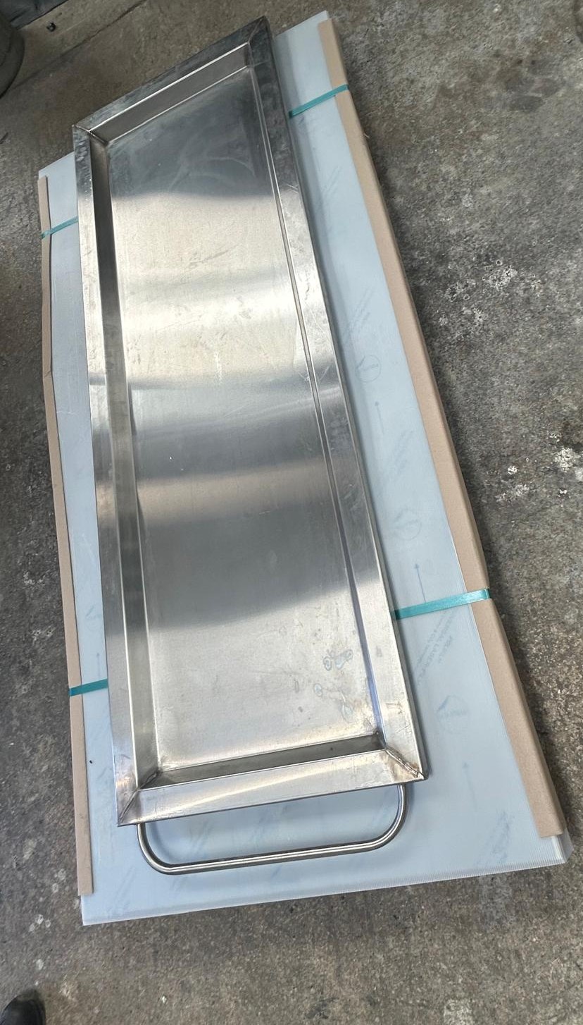 7no. W:665mm trays.